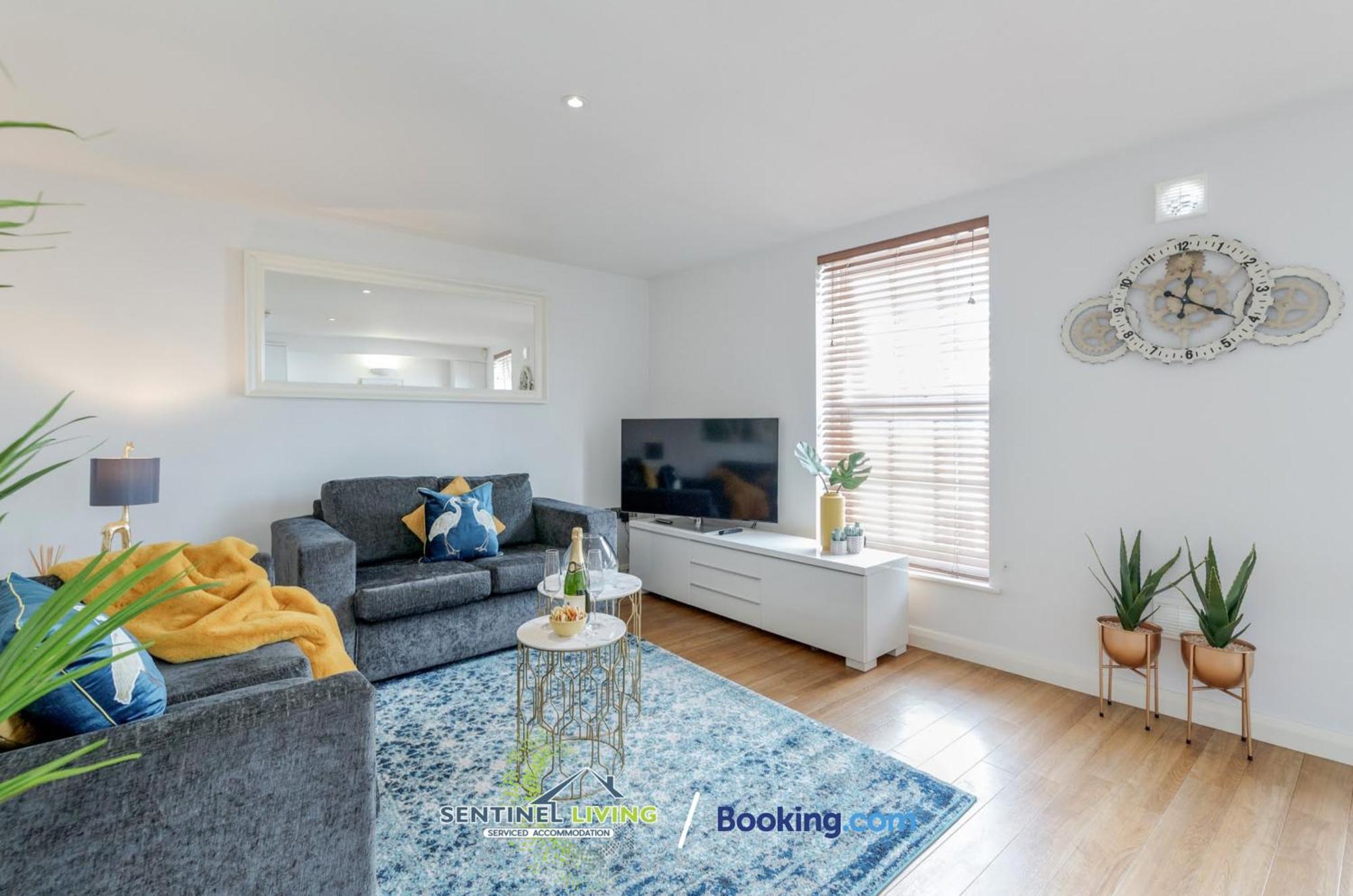 Windsor Flat 2 Bed By Sentinel Living With Free Wifi And Parking Apartment ภายนอก รูปภาพ