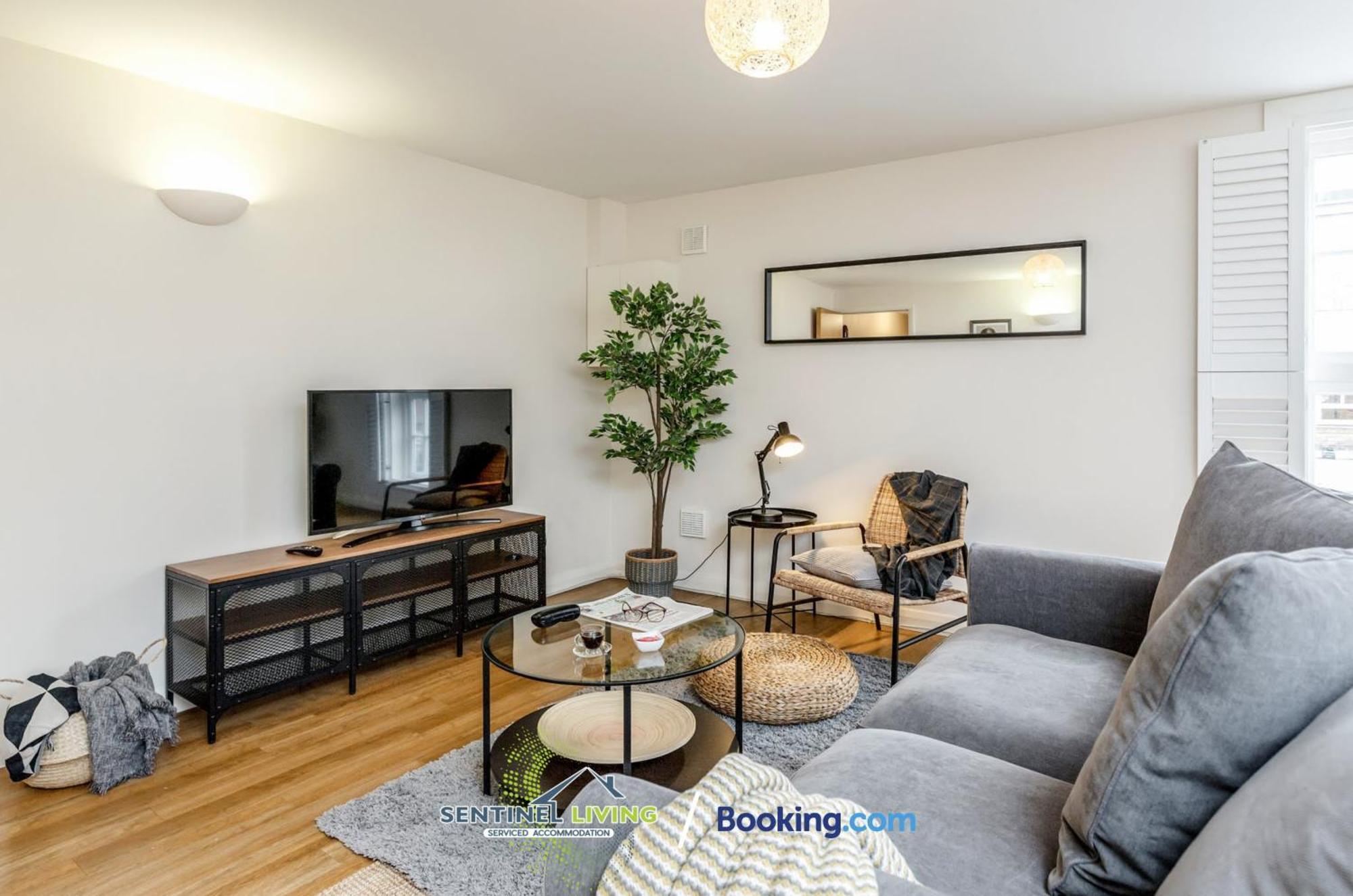 Windsor Flat 2 Bed By Sentinel Living With Free Wifi And Parking Apartment ภายนอก รูปภาพ