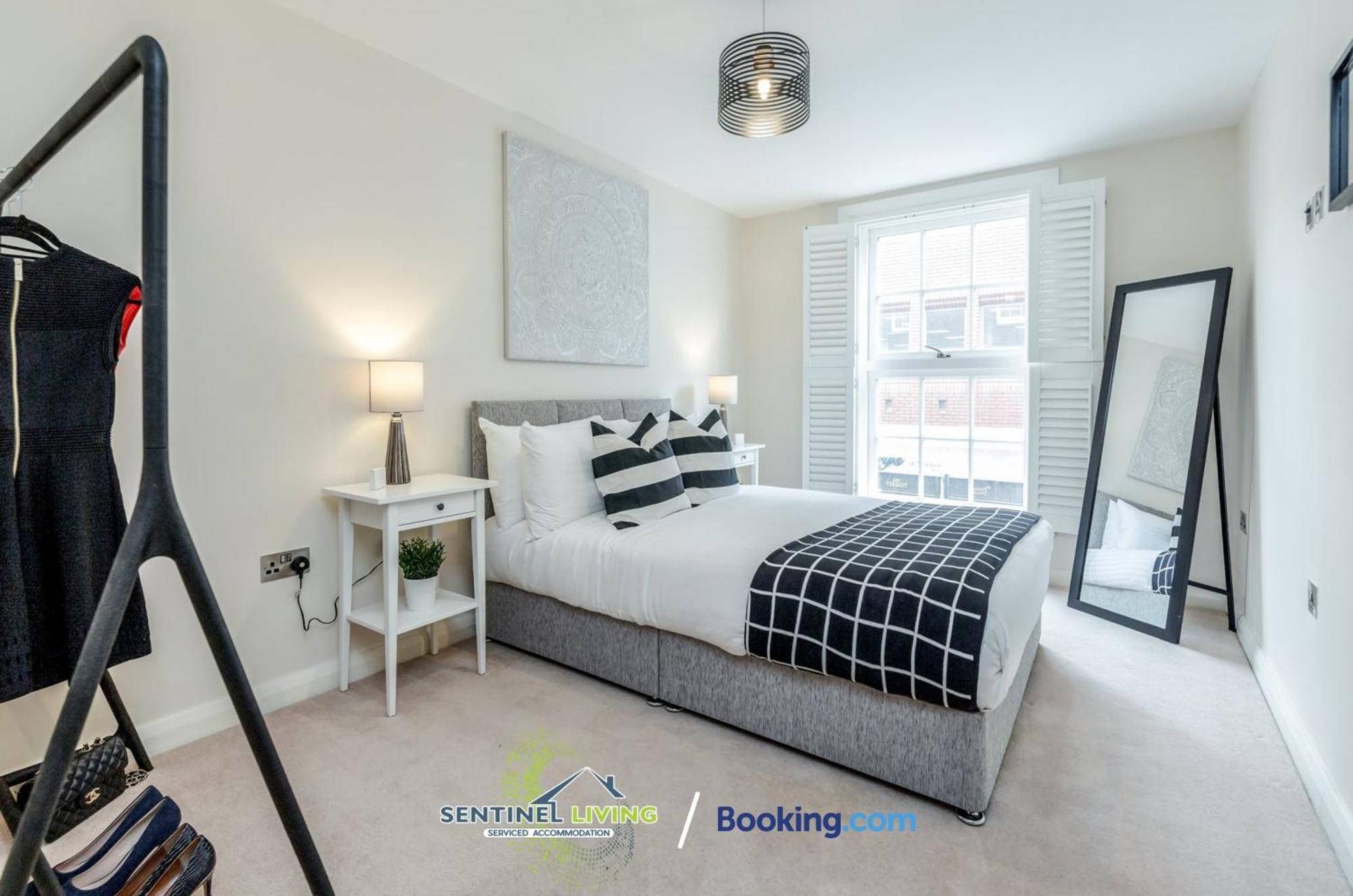 Windsor Flat 2 Bed By Sentinel Living With Free Wifi And Parking Apartment ภายนอก รูปภาพ
